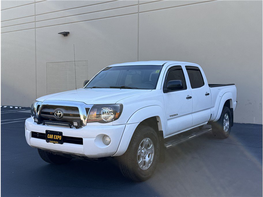 Used 2010 Toyota Tacoma PreRunner RWD image 1