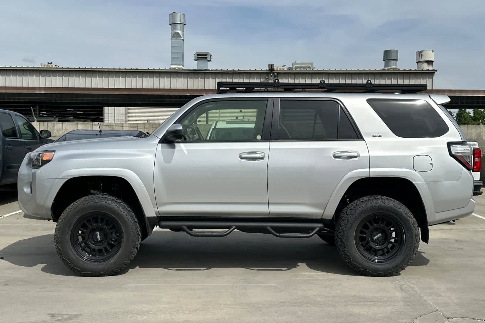 Used 2024 Toyota 4Runner SR5 image 6