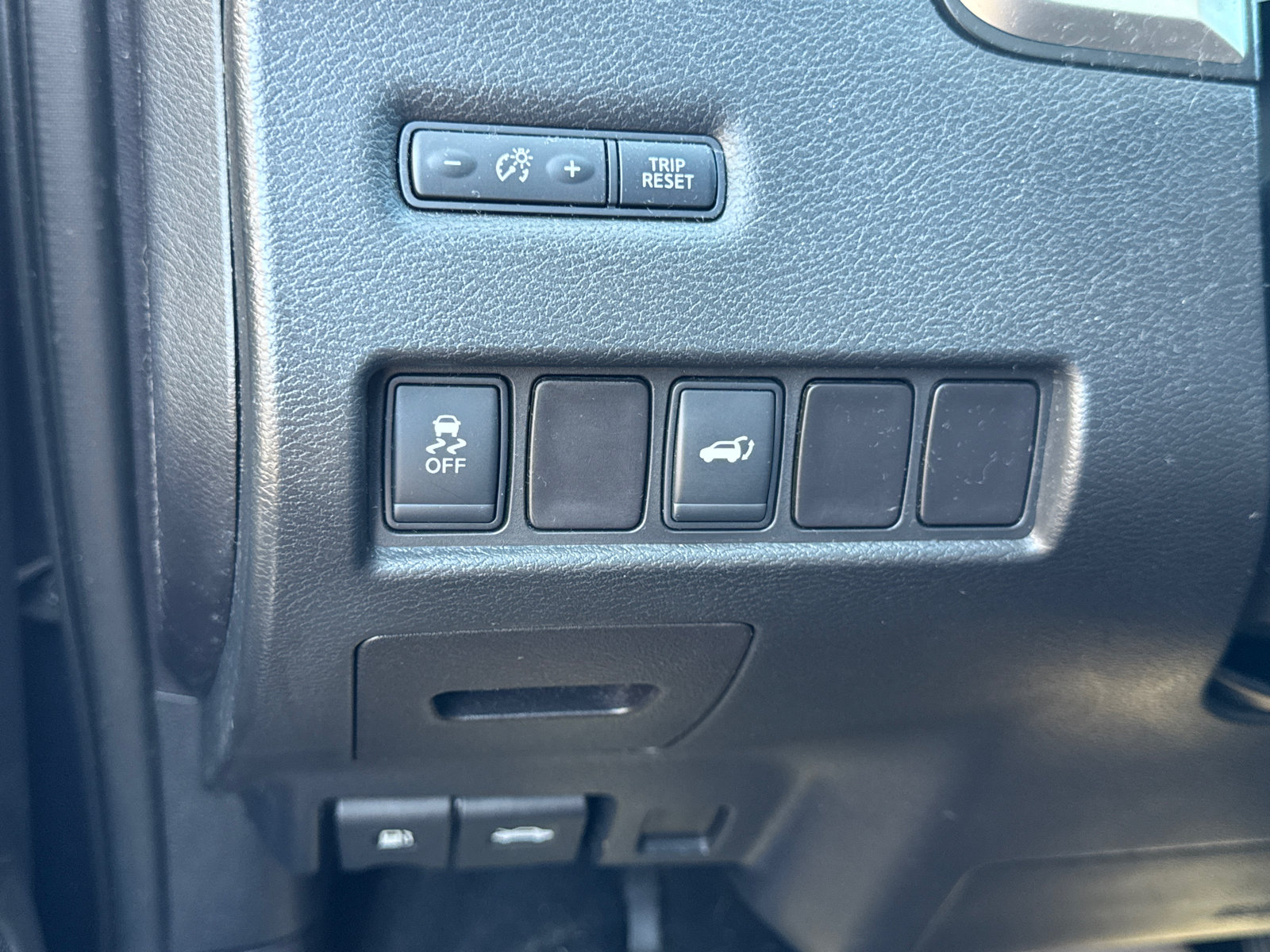 Used 2015 Nissan Murano SL w/ SL Technology Package FWD image 31