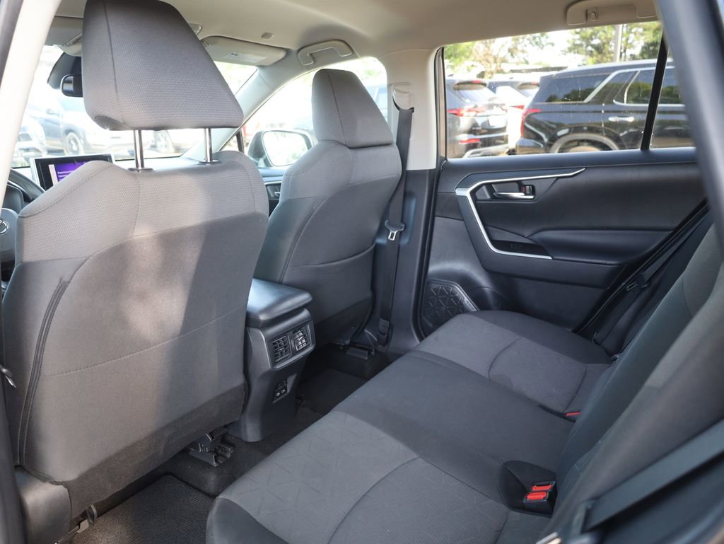 Used 2024 Toyota RAV4 XLE image 24