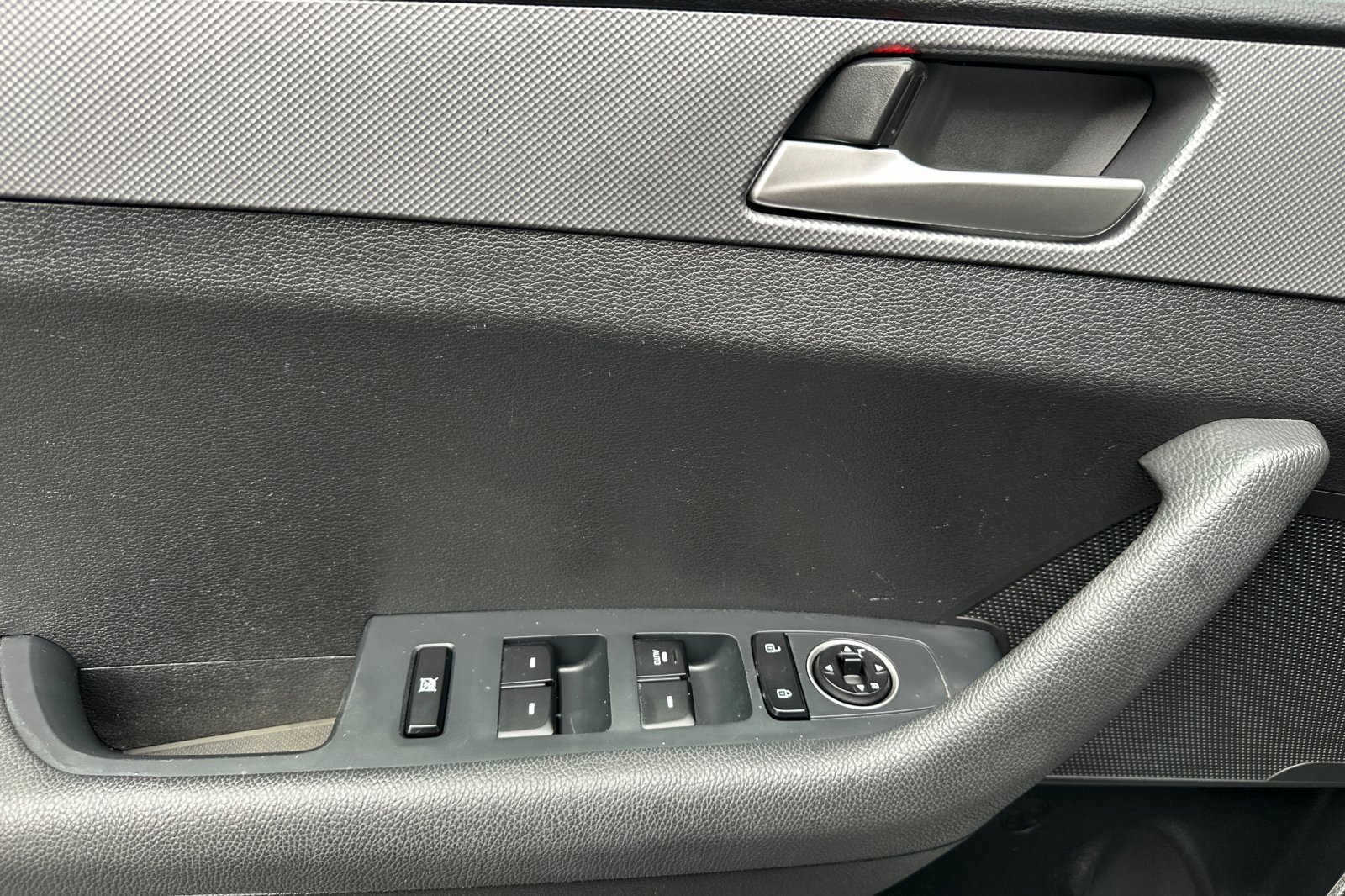 Used 2019 Hyundai Sonata SE image 11