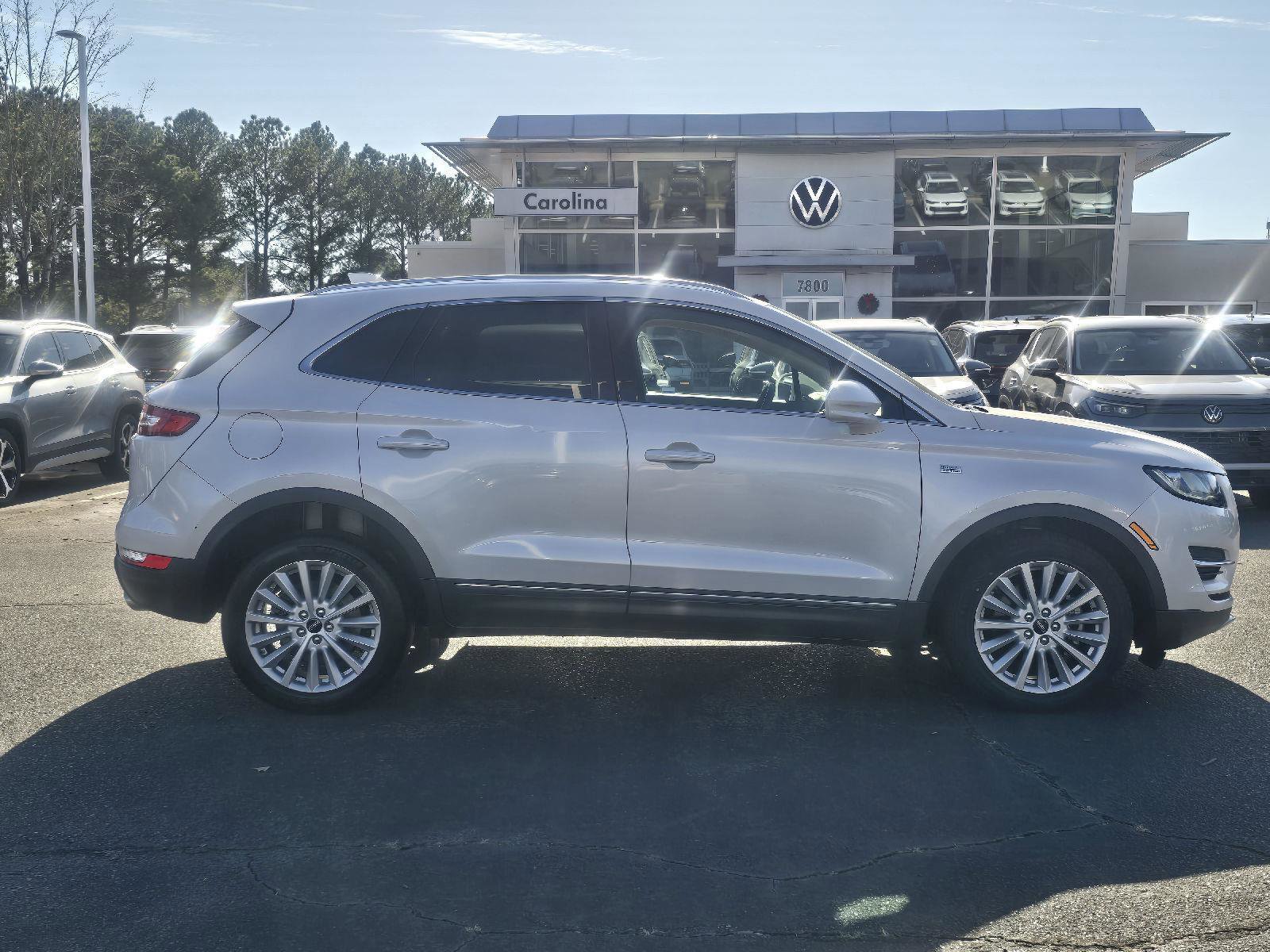 Used 2019 Lincoln MKC Premiere image 5