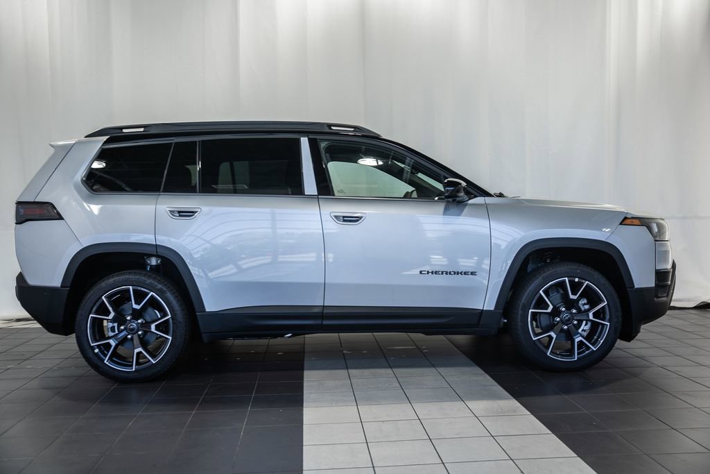 New 2026 Jeep Cherokee Overland image 3