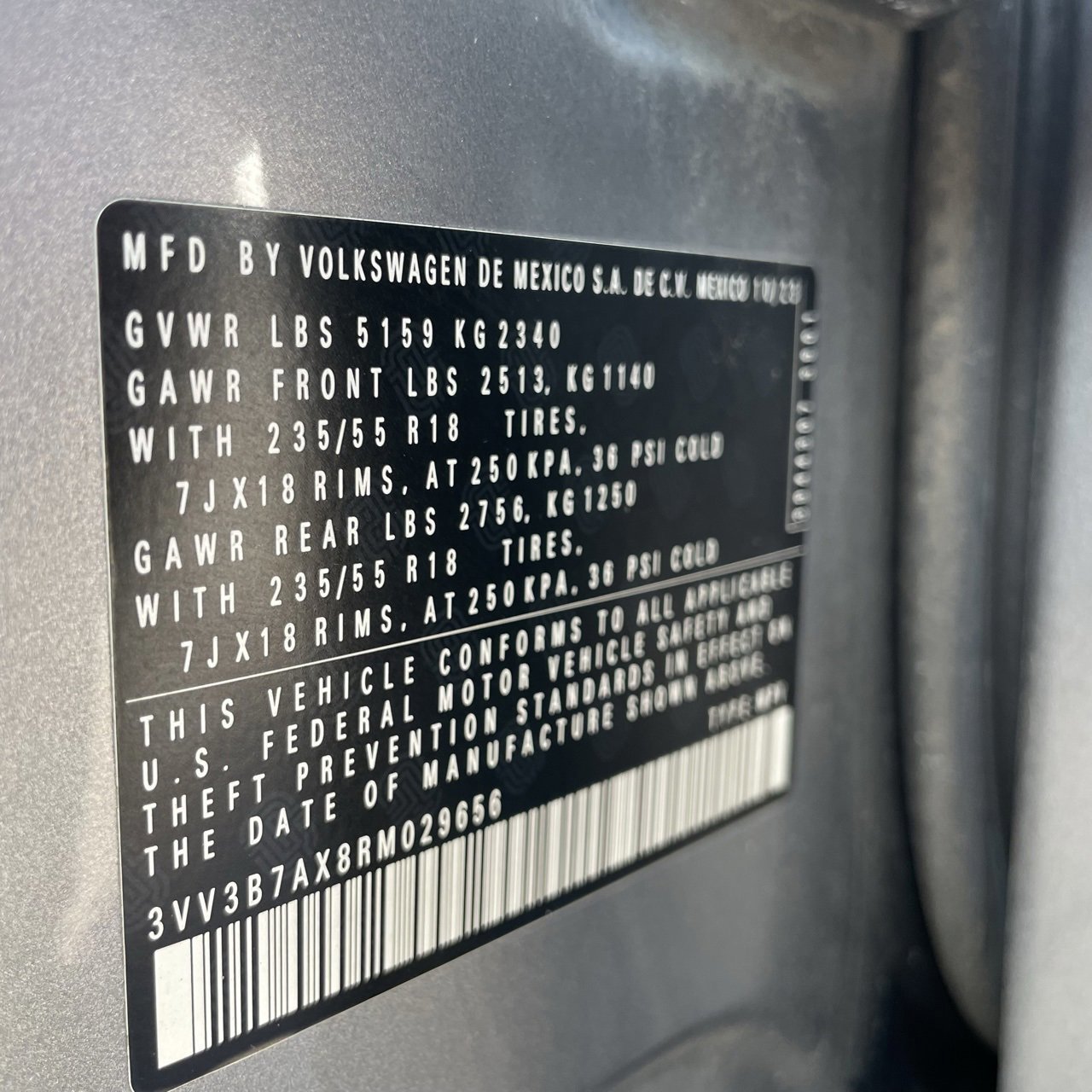 Used 2024 Volkswagen Tiguan SE image 28