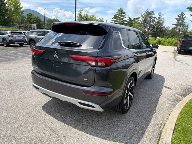 Used 2024 Mitsubishi Outlander SE Black Edition AWD/4WD image 5