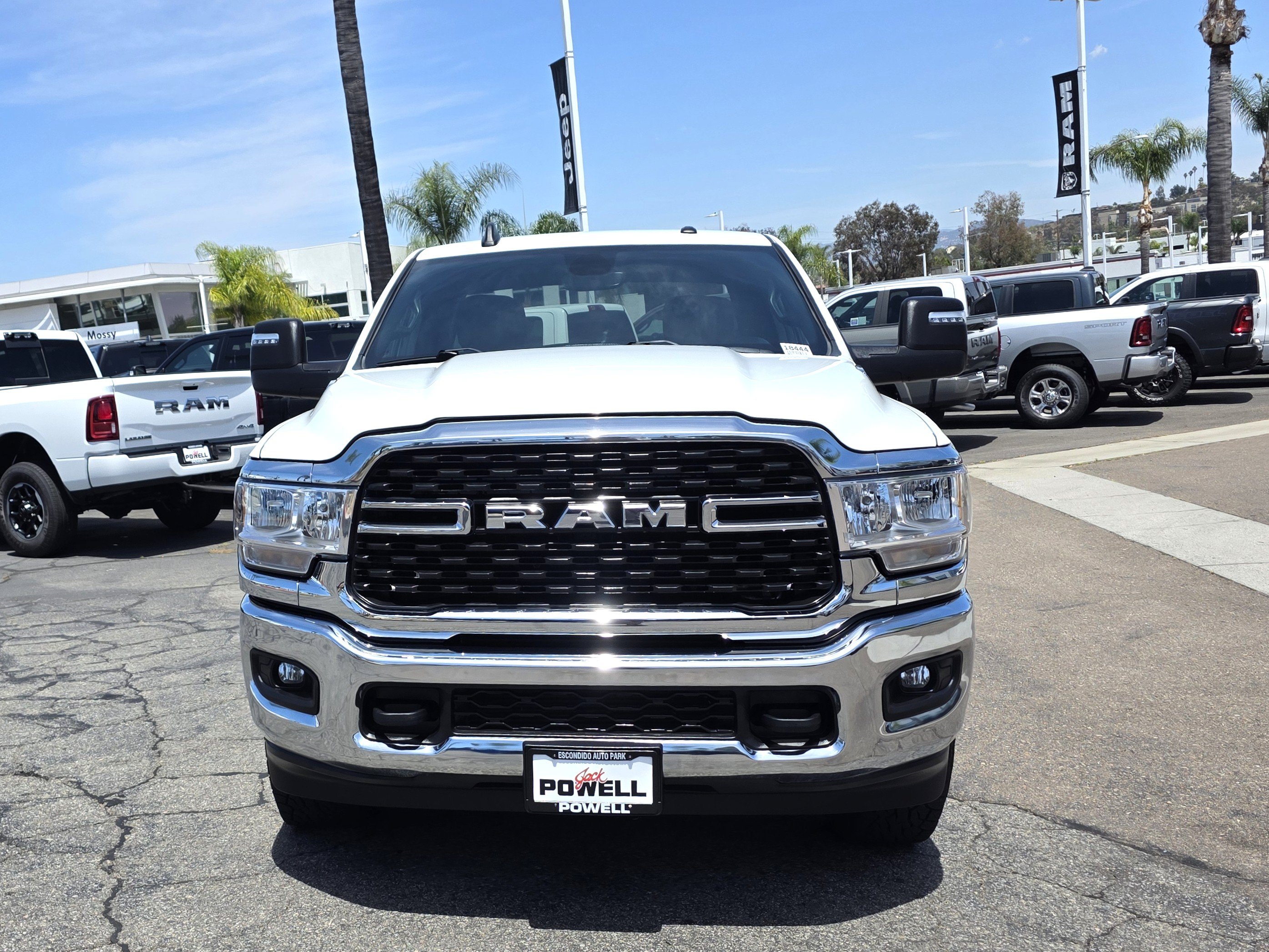 Certified 2024 RAM 3500 Big Horn AWD/4WD image 7