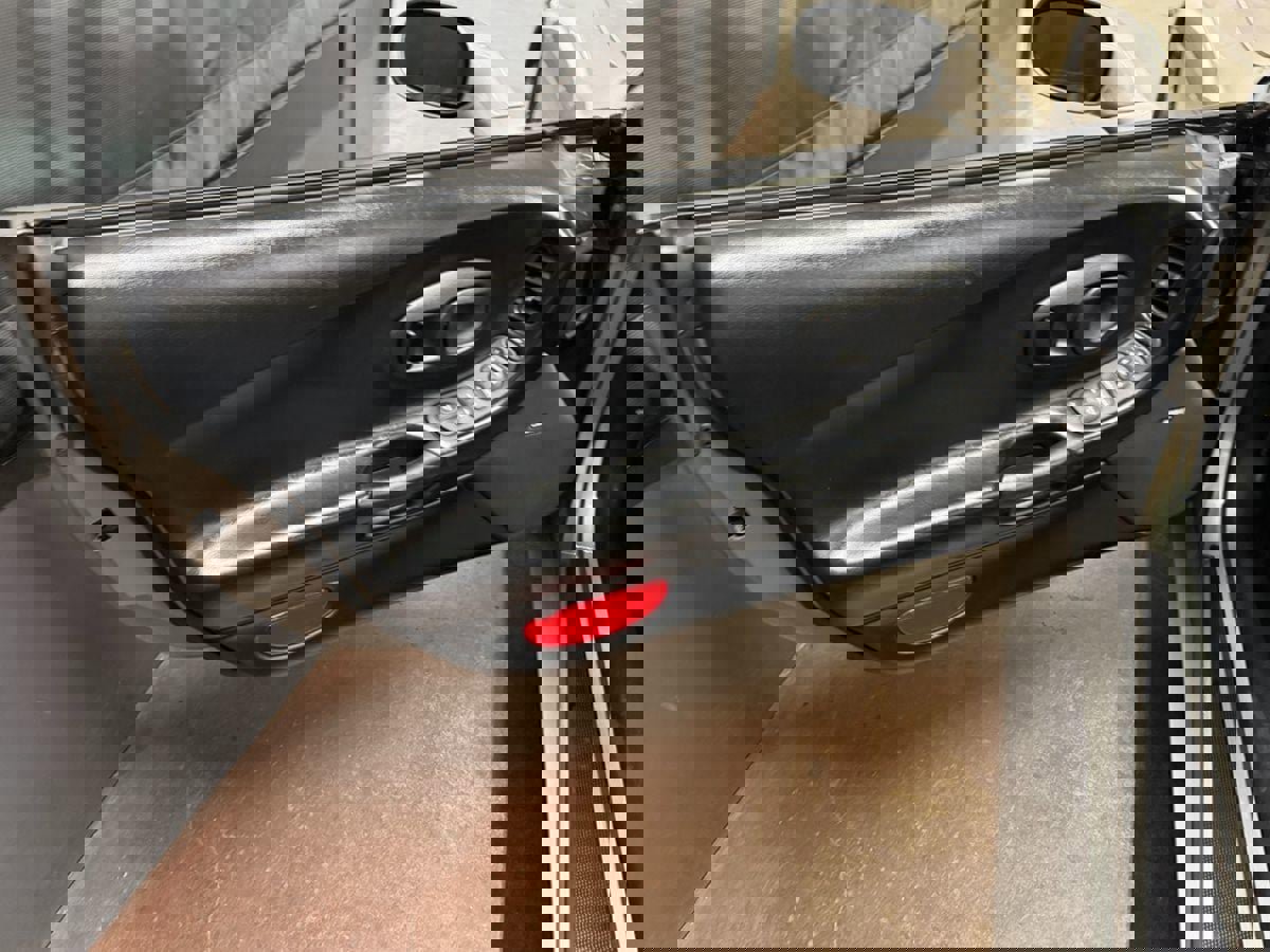 Used 2000 Chevrolet Corvette Convertible w/ Memory Pkg image 22