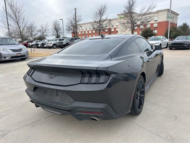 Used 2024 Ford Mustang Coupe image 3