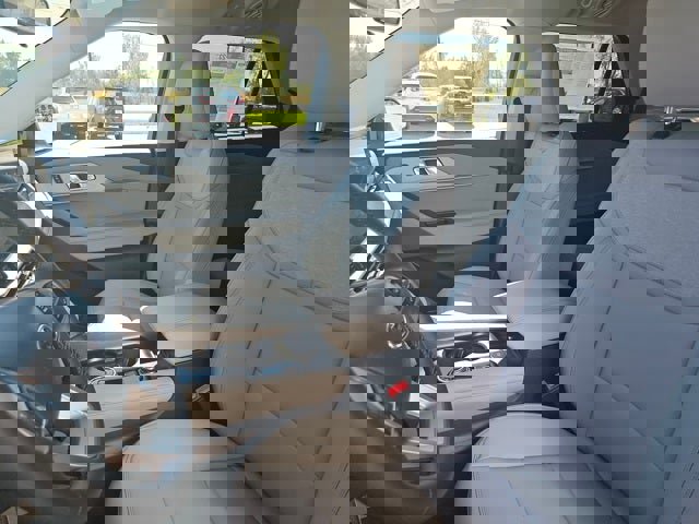 New 2025 Ford Explorer Active w/ Active Comfort Package image 13