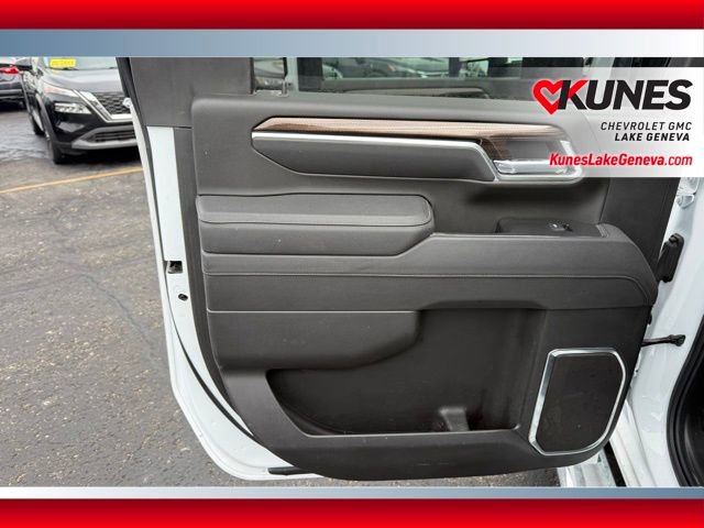 Used 2025 Chevrolet Silverado 2500 LT w/ Convenience Package AWD/4WD image 14