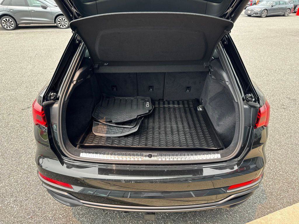 Certified 2022 Audi Q3 2.0T Premium Plus AWD/4WD image 25