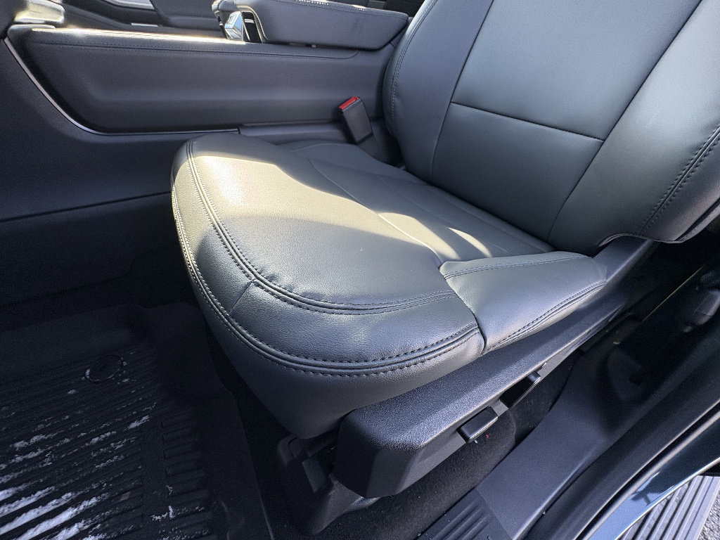 New 2026 Ford Expedition Active AWD/4WD image 36