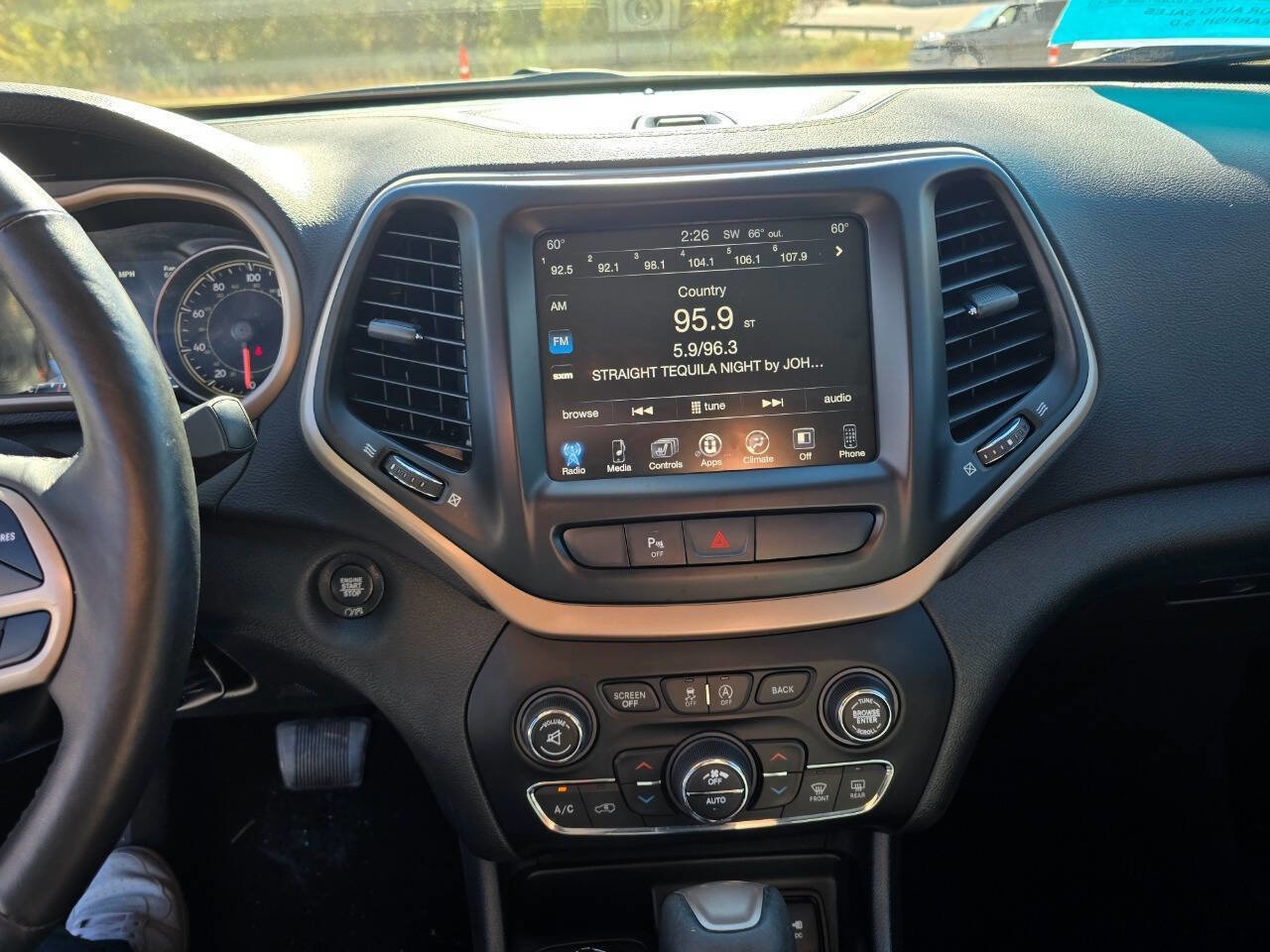 Used 2018 Jeep Cherokee Limited w/ Trailer Tow Group image 17