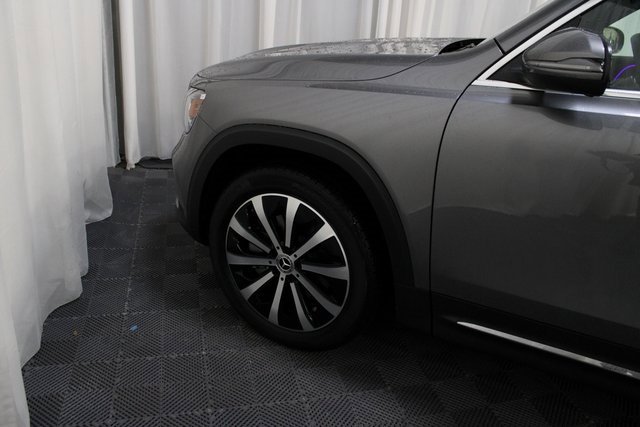 Used 2023 Mercedes-Benz GLB 250 4MATIC image 9