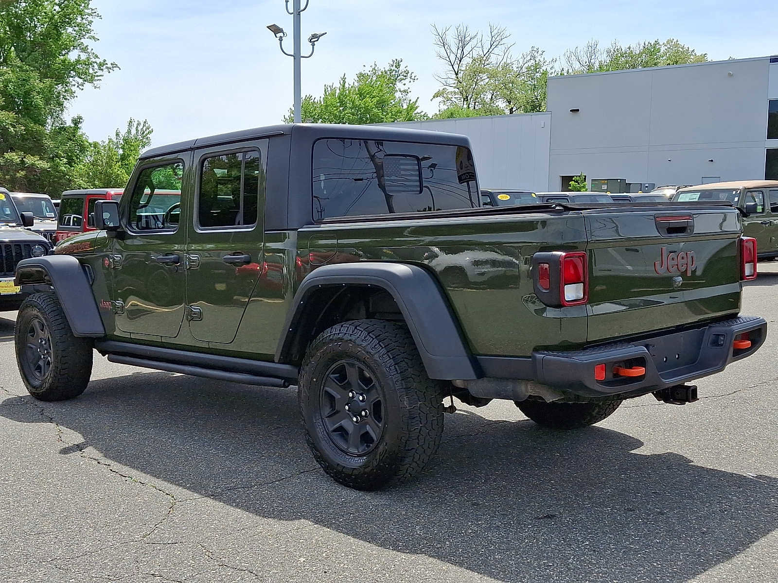 Used 2021 Jeep Gladiator Mojave AWD/4WD image 4