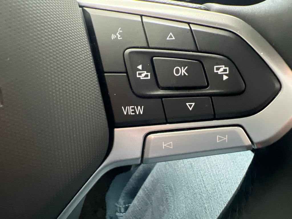 Used 2026 Volkswagen Jetta Sport FWD image 16