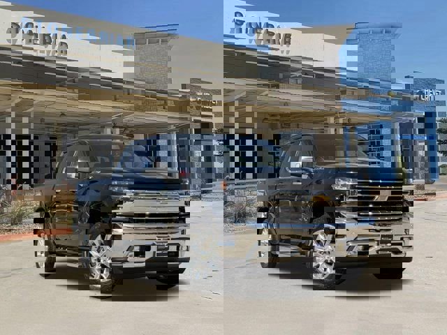 Used 2022 Chevrolet Silverado 1500 LTZ image 2