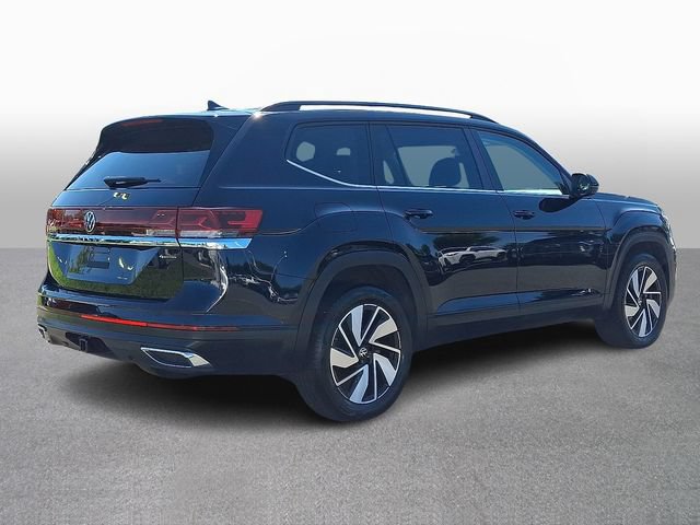 Used 2026 Volkswagen Atlas SE AWD/4WD image 4