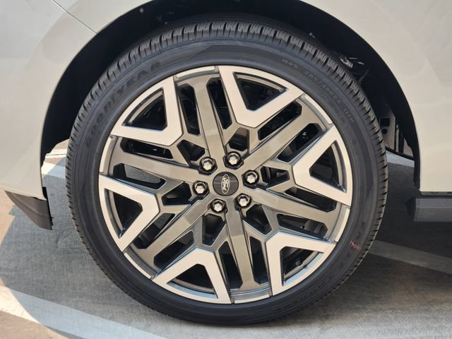 New 2027 Ford Expedition Platinum w/ Platinum Ultimate Package AWD/4WD image 7