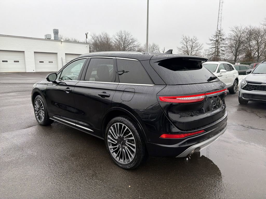 Used 2020 Lincoln Corsair Reserve w/ Equipment Group 201A image 3