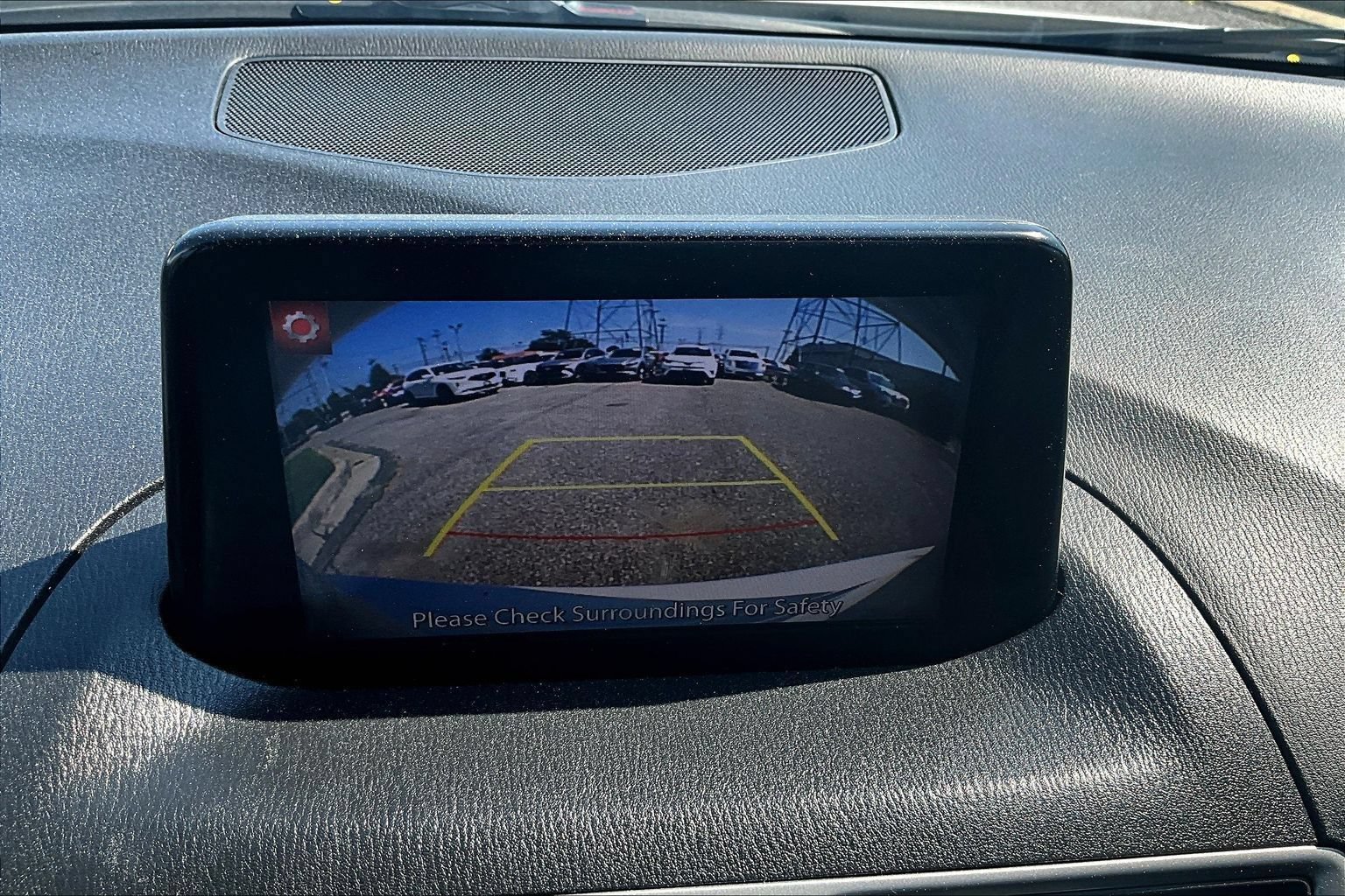 Used 2018 MAZDA MAZDA3 Sport w/ Preferred Equipment Package FWD image 12