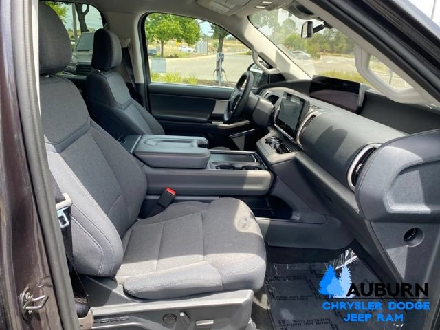 Used 2025 Ford Expedition Max Active AWD/4WD image 21