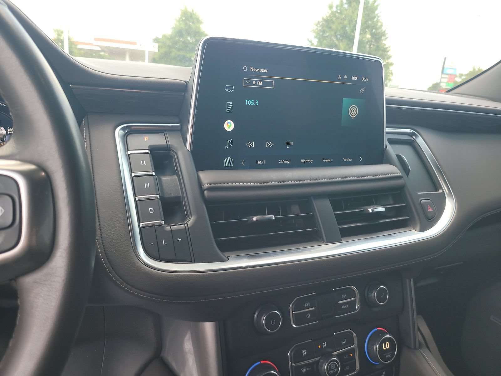 Used 2022 Chevrolet Tahoe Z71 AWD/4WD image 18