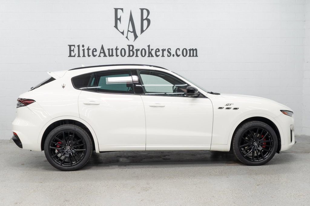 Used 2022 Maserati Levante GT AWD/4WD image 5