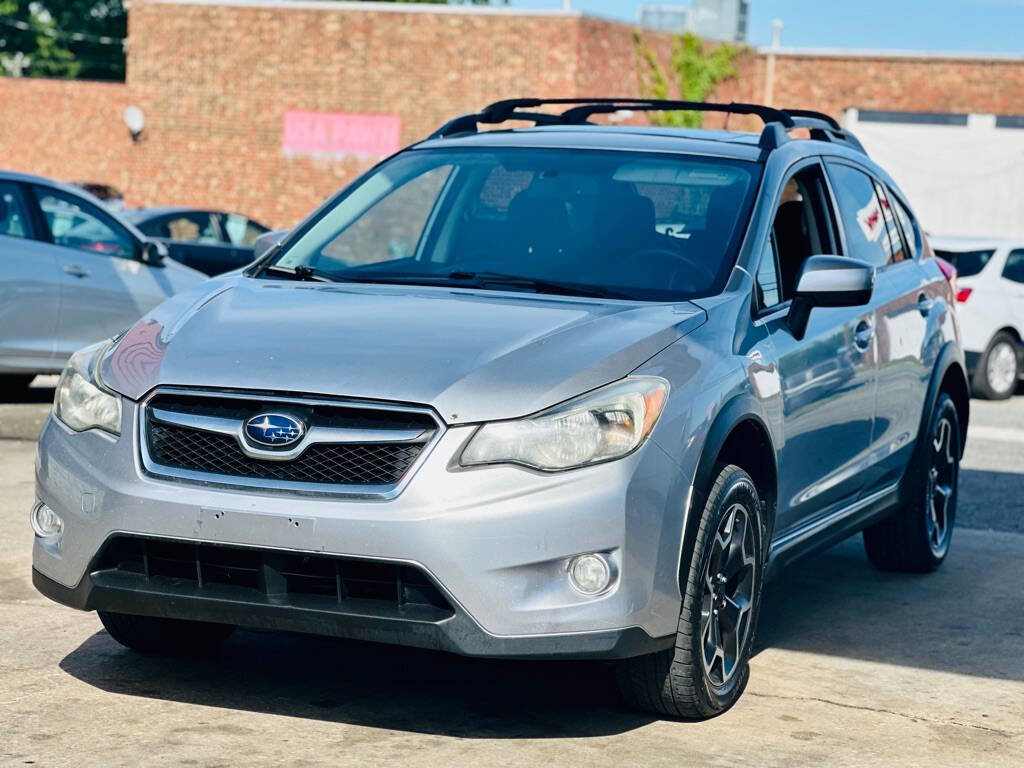 Used 2015 Subaru Crosstrek 2.0i Premium w/ Moonroof Package AWD/4WD image 3