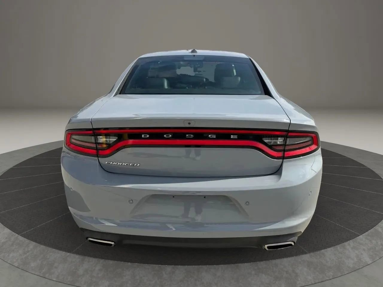 Used 2022 Dodge Charger SXT w/ Plus Group RWD image 6