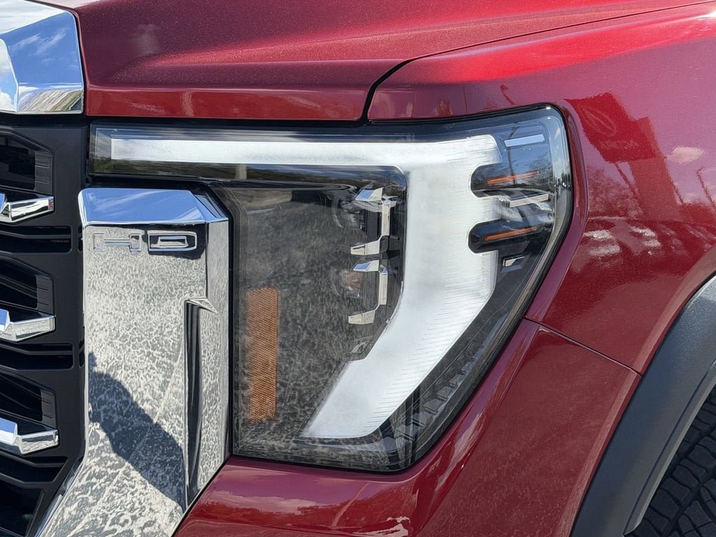 New 2026 GMC Sierra 2500 SLT w/ SLT Premium Package AWD/4WD image 9