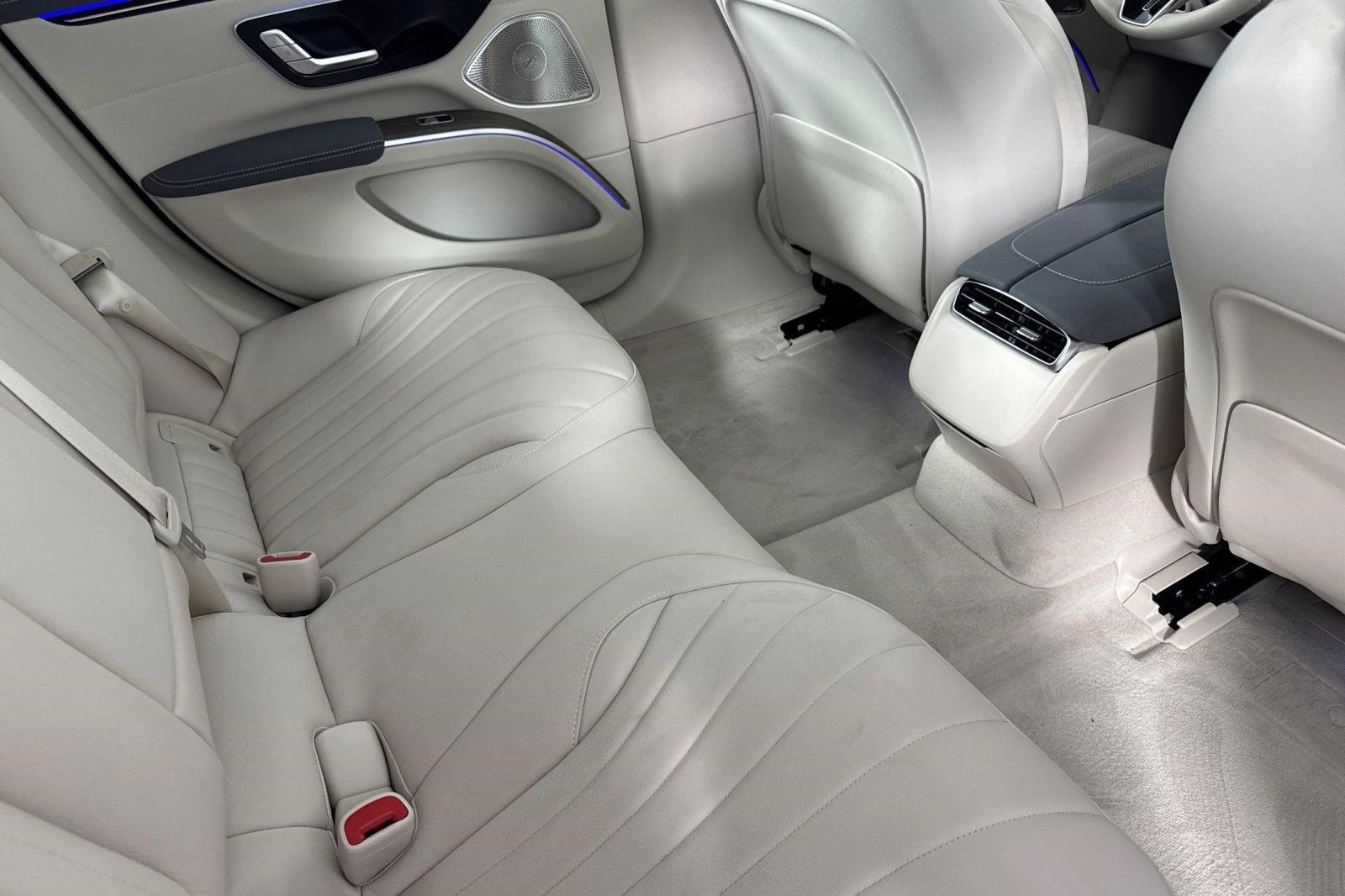 Certified 2023 Mercedes-Benz EQS 580 4MATIC Sedan image 32
