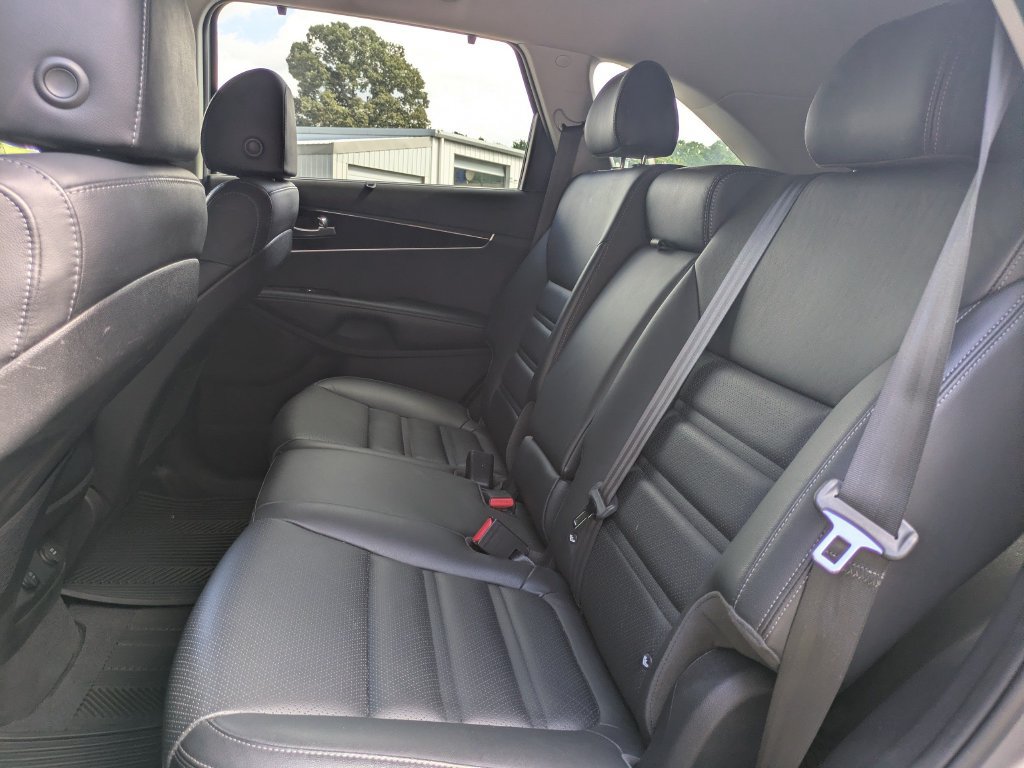 Used 2018 Kia Sorento EX FWD image 14