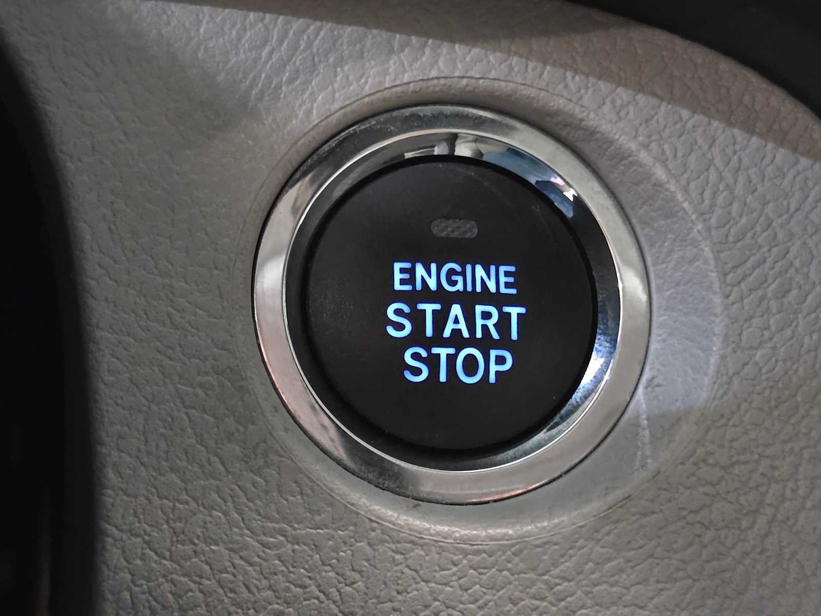 Used 2017 Toyota Sienna XLE FWD image 19
