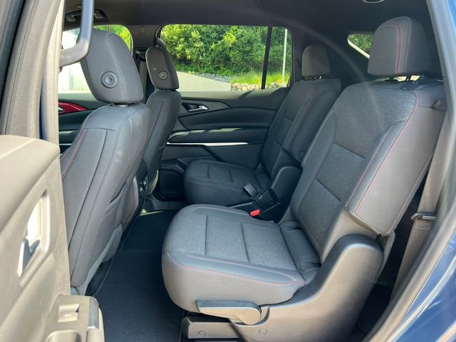 Used 2024 Chevrolet Traverse Z71 AWD/4WD image 5