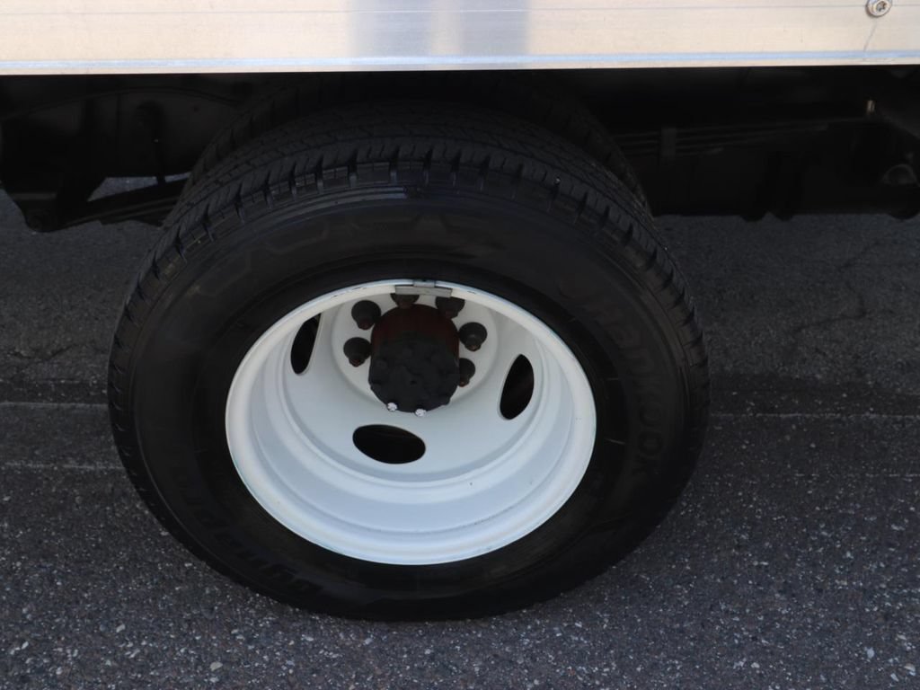 Certified 2024 Ford E-350 and Econoline 350 Super Duty w/ Power Windows & Locks Group RWD image 9