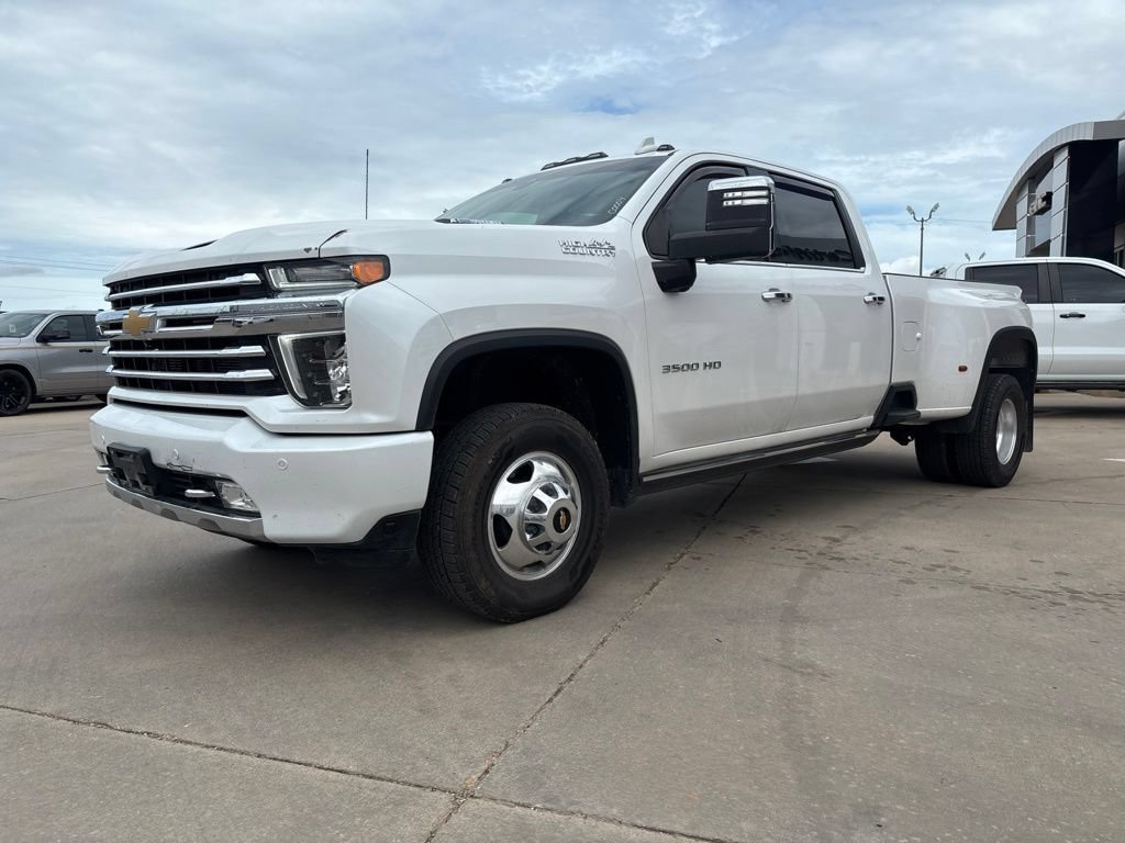 Used 2022 Chevrolet Silverado 3500 High Country w/ Technology Package AWD/4WD image 2