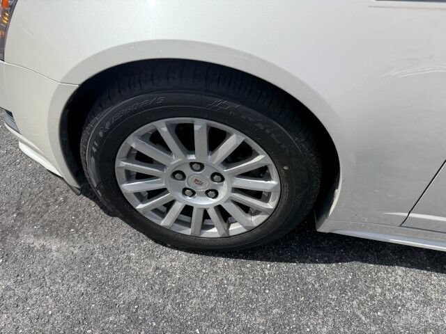 Used 2012 Cadillac CTS Luxury RWD image 8