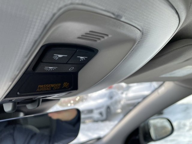 Used 2016 Volvo S60 T5 w/ Climate Package image 10