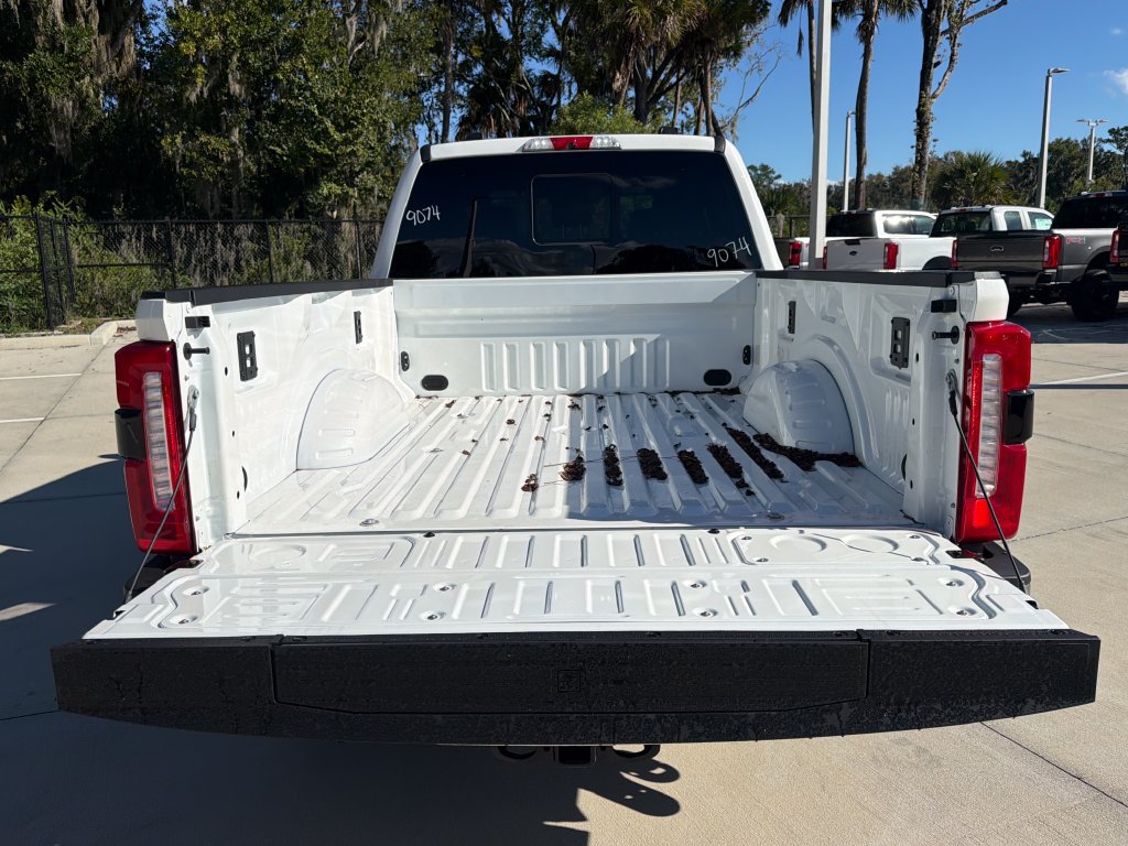 New 2026 Ford F250 King Ranch w/ FX4 Off-Road Package AWD/4WD image 29