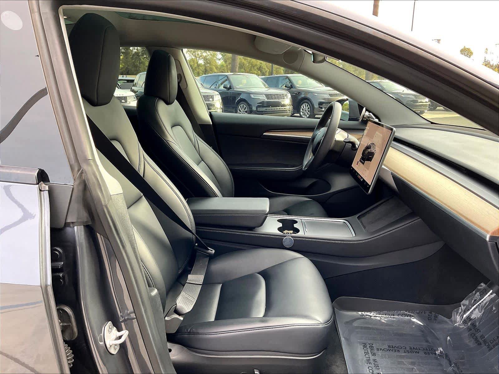 Used 2023 Tesla Model 3 Standard Range RWD image 9