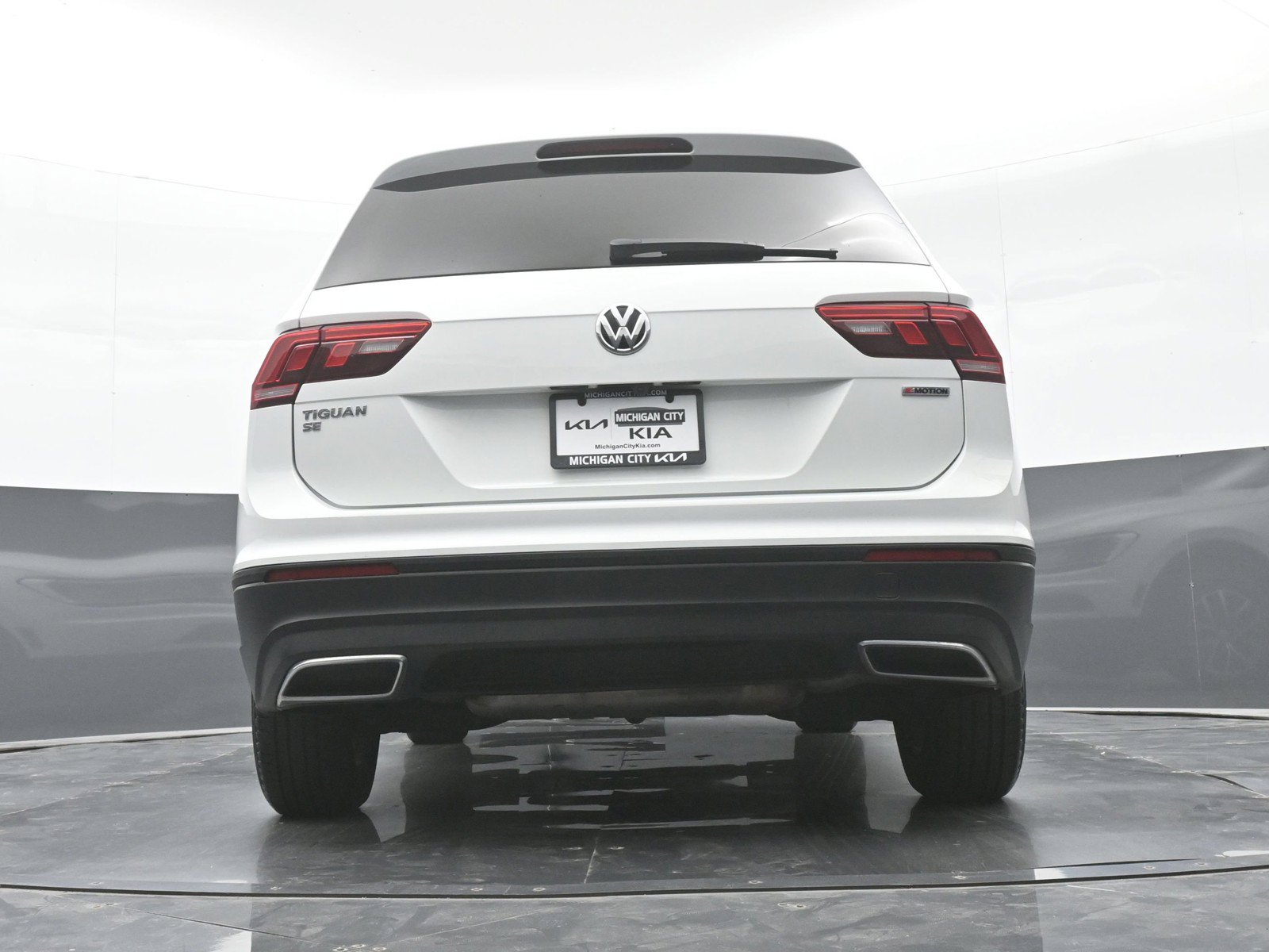 Used 2019 Volkswagen Tiguan SE w/ Panoramic Sunroof Package AWD/4WD image 38
