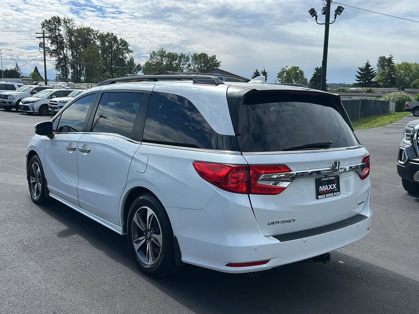Used 2020 Honda Odyssey Touring image 5