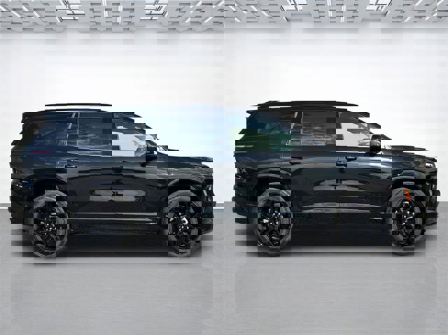 New 2026 Chevrolet Traverse RS w/ LPO, Floor Liner Package image 3