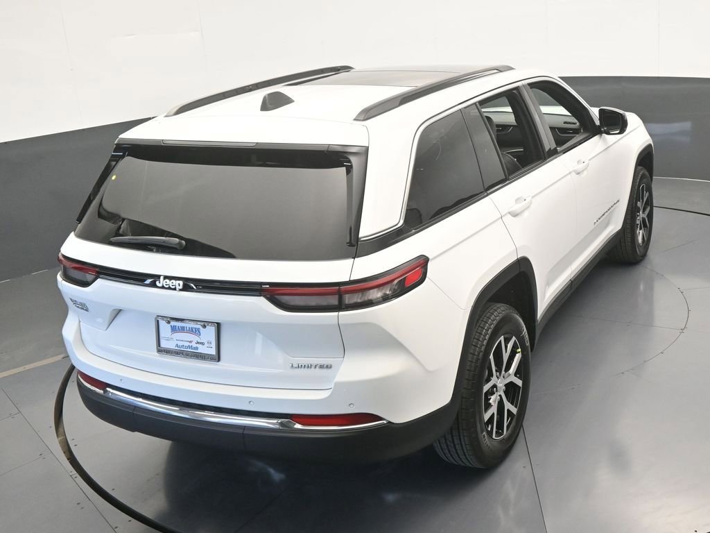 Used 2025 Jeep Grand Cherokee Limited image 45