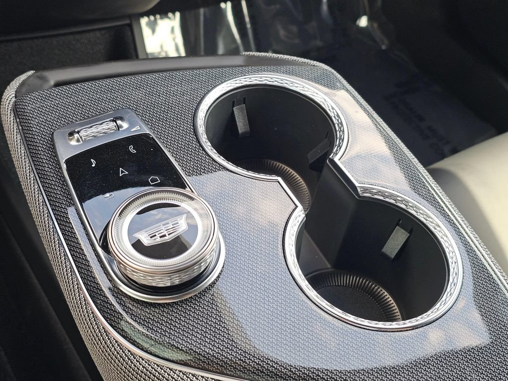New 2026 Cadillac Optiq Sport 1 AWD/4WD image 32