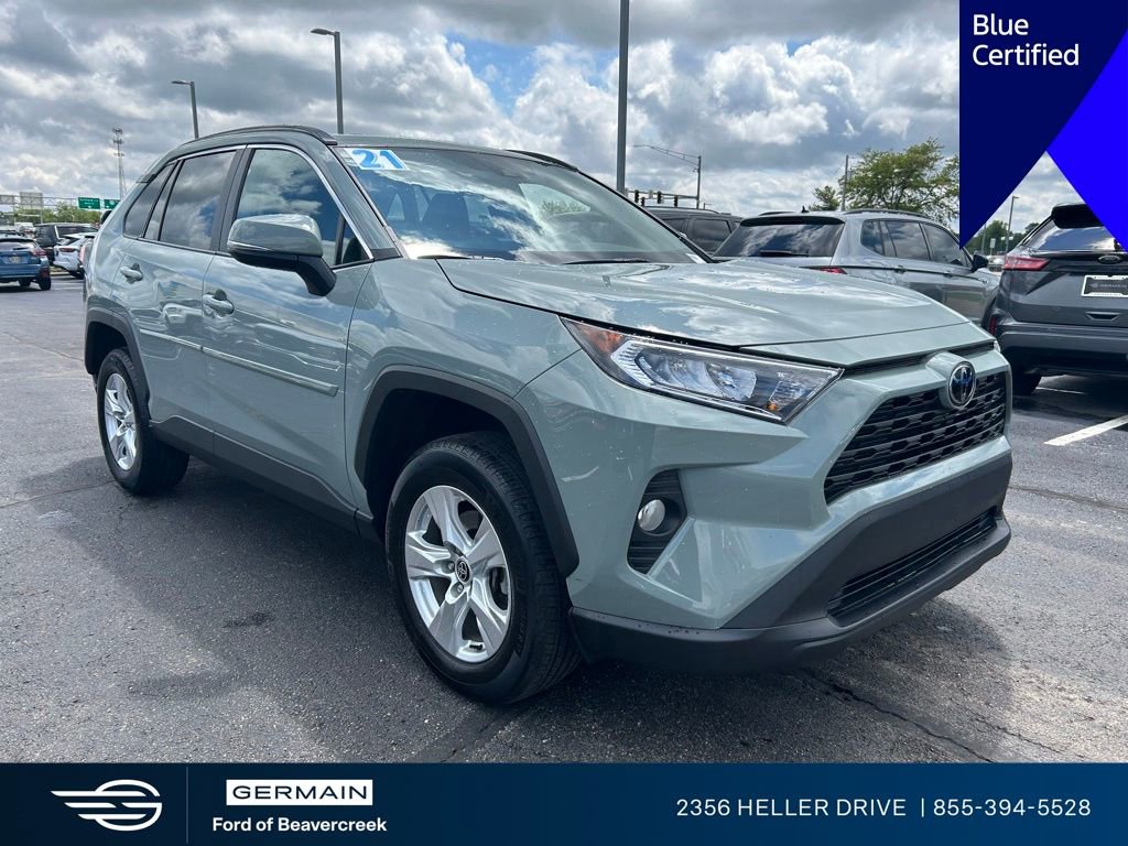 Used 2021 Toyota RAV4 XLE w/ Convenience Package AWD/4WD image 1