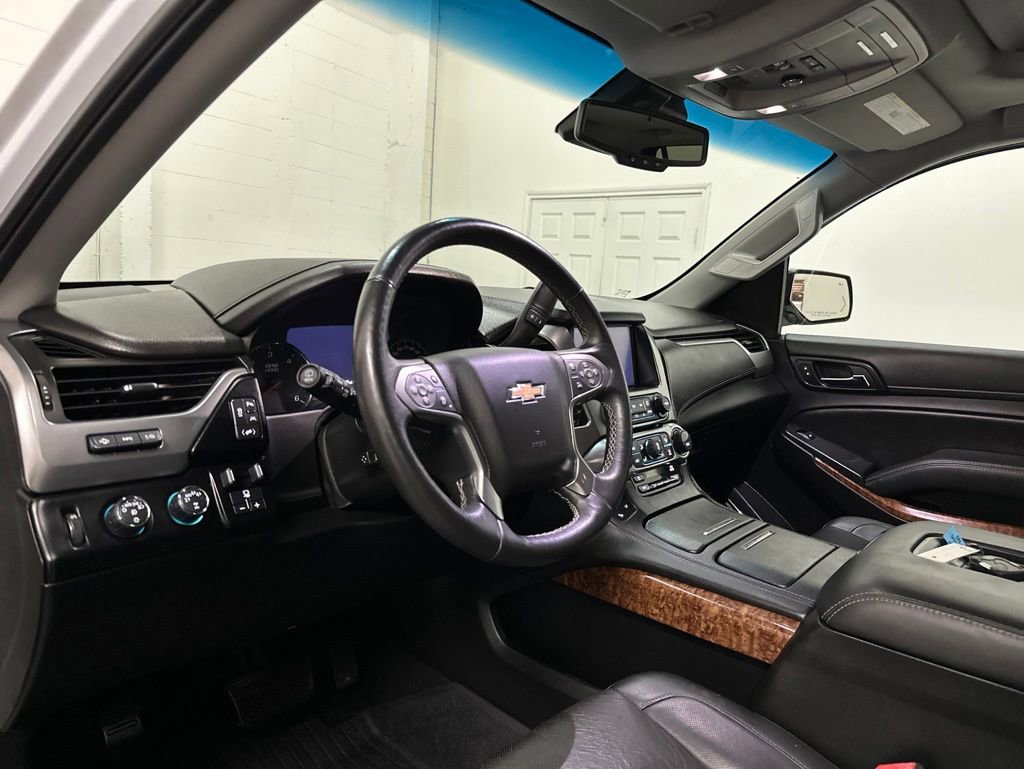 Used 2018 Chevrolet Tahoe Premier w/ RST 6.2L Performance Edition AWD/4WD image 32