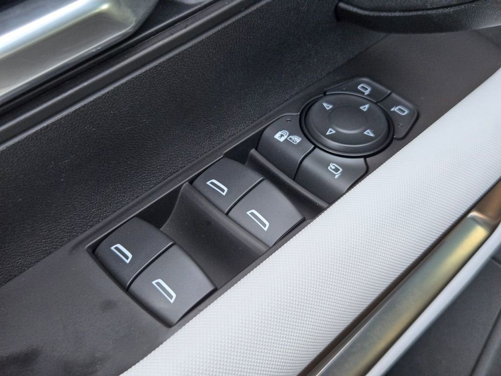 Used 2025 GMC Hummer EV 3X w/ LPO, Dark Essentials Package image 26