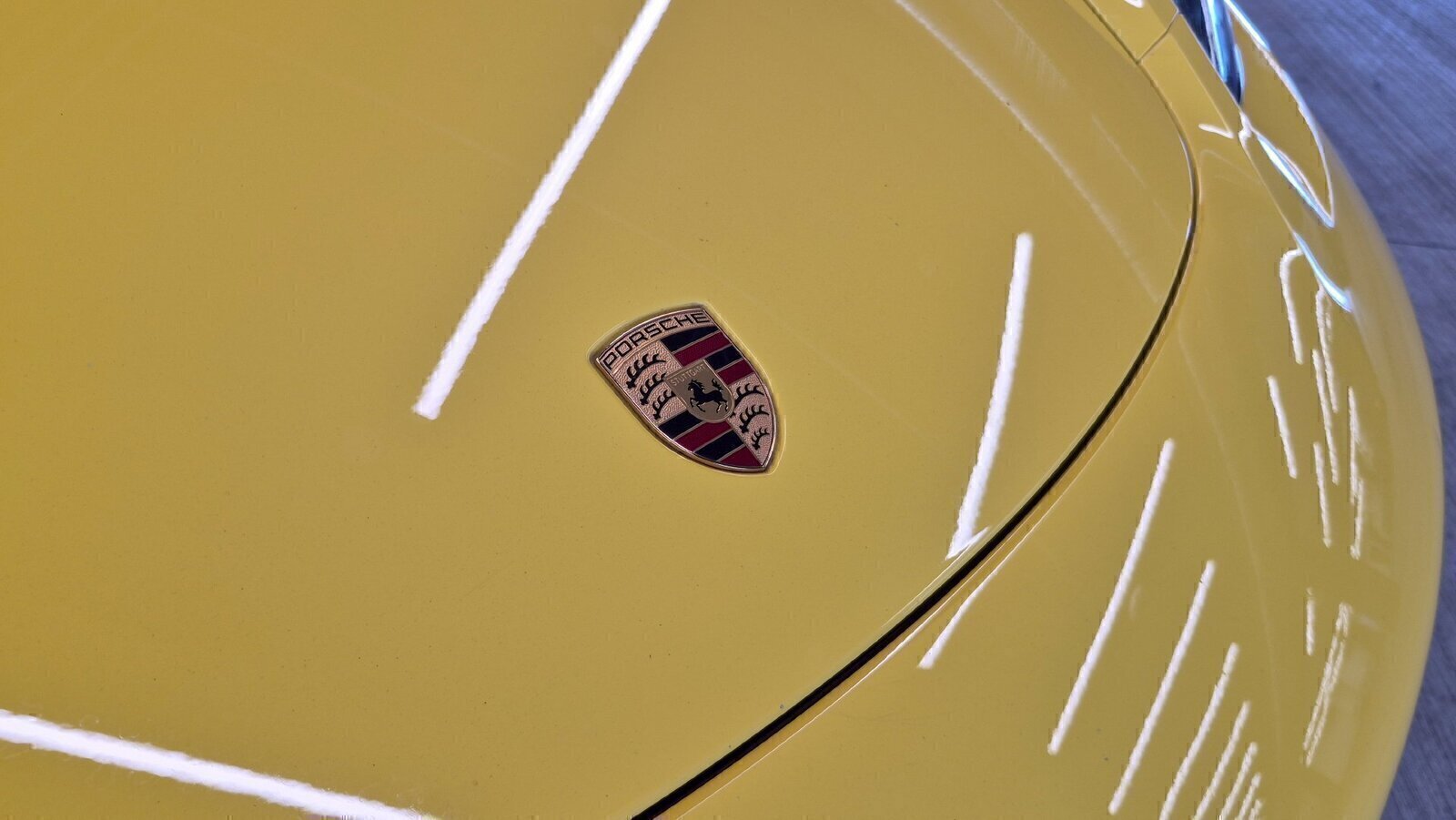 Certified 2019 Porsche 718 Cayman RWD image 10